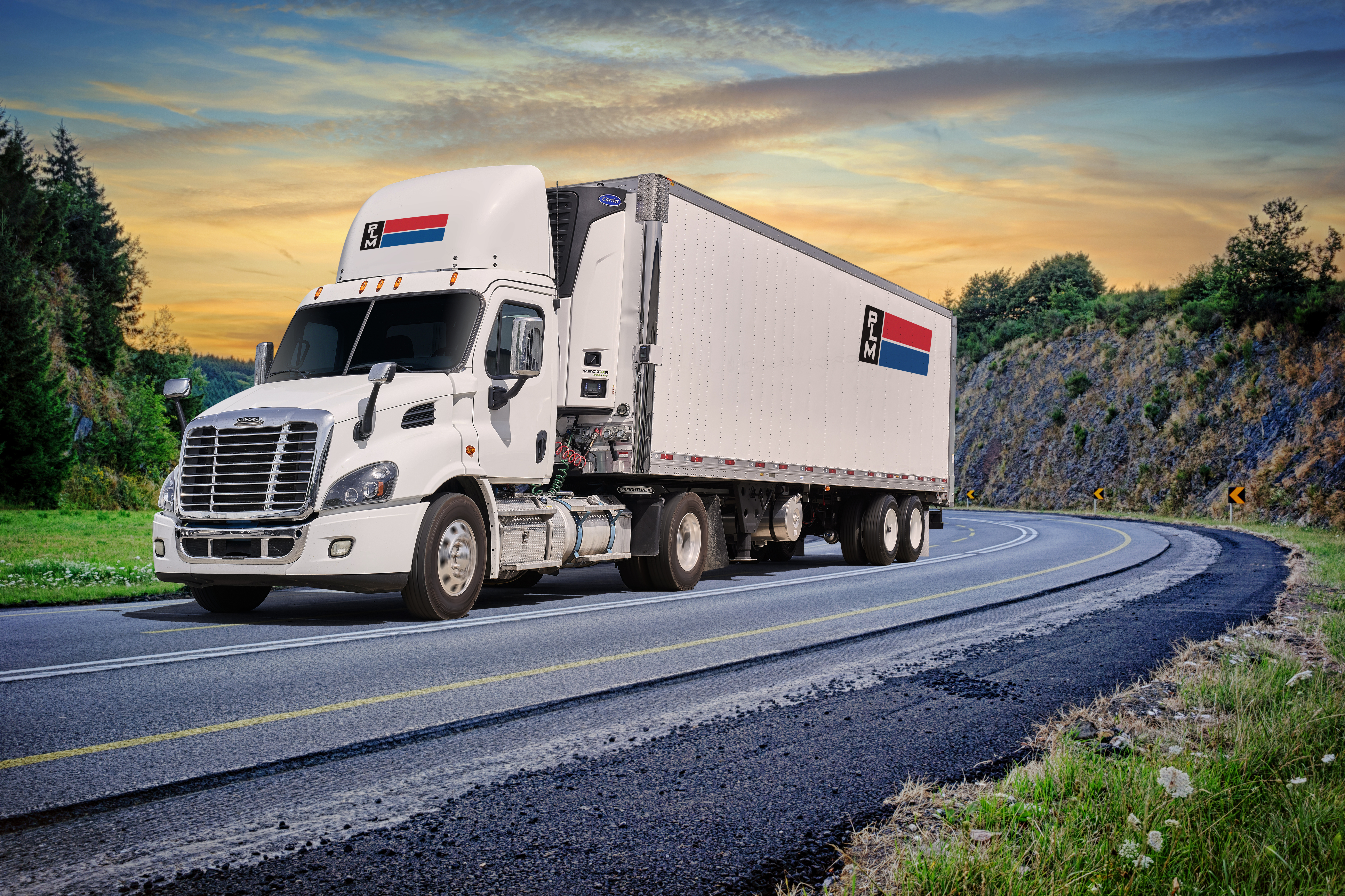 PLM trailer open road (2)